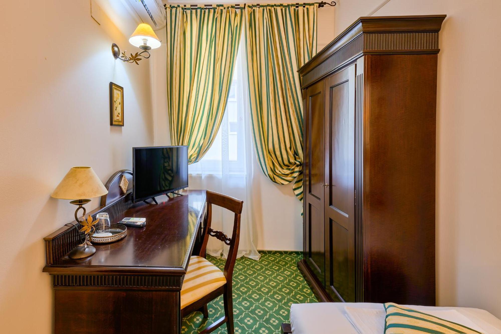 Classico Hotel 3*